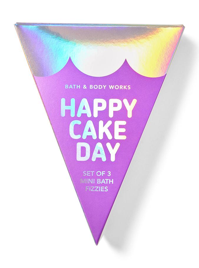 Bath & Body Works Vanilla Buttercream Mini Gift Set, Set of 3 Buy at Indicrest Image 2