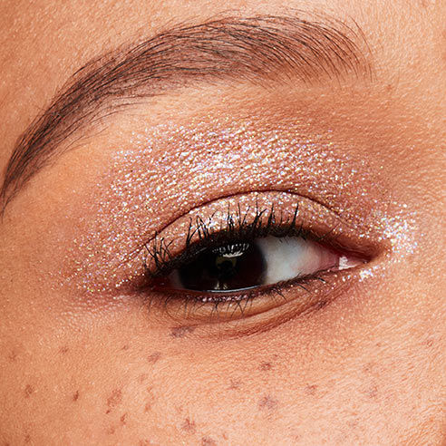 M.A.C Dazzleshadow Liquid - Not Afraid To Sparkle, 4.6g Buy at Indicrest Image 5