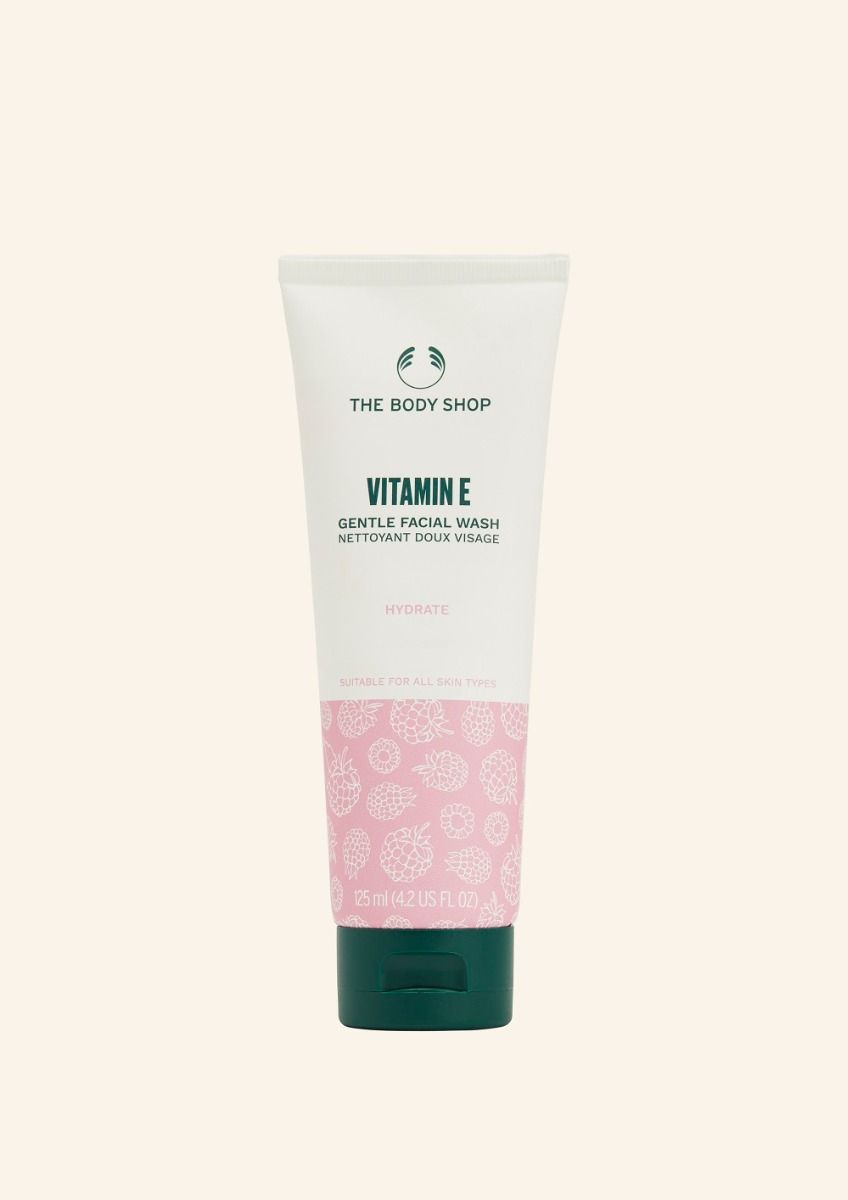 The Body Shop Hydrating Skincare Routine, 3pc