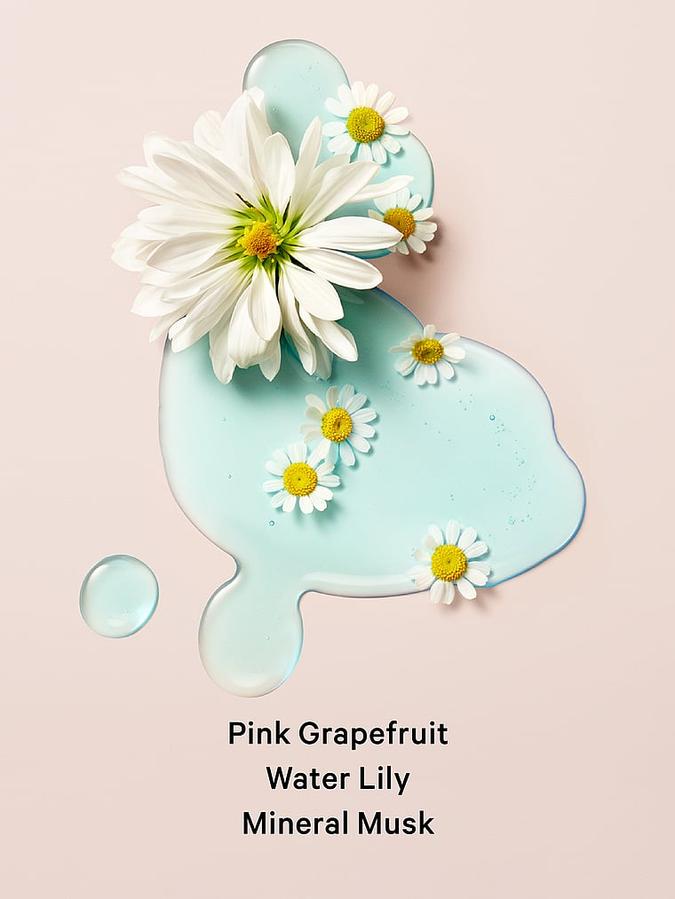 Victoria's Secret Aqua Kiss Fragrance Mist, 250 ml/8.4 fl oz.