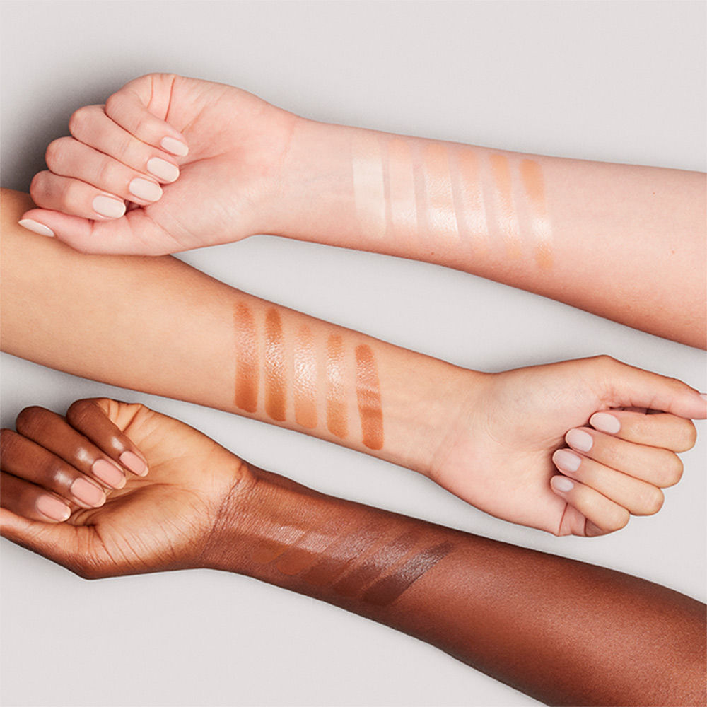M.A.C Strobe Dewy Skin Tint - Light, 1 gms