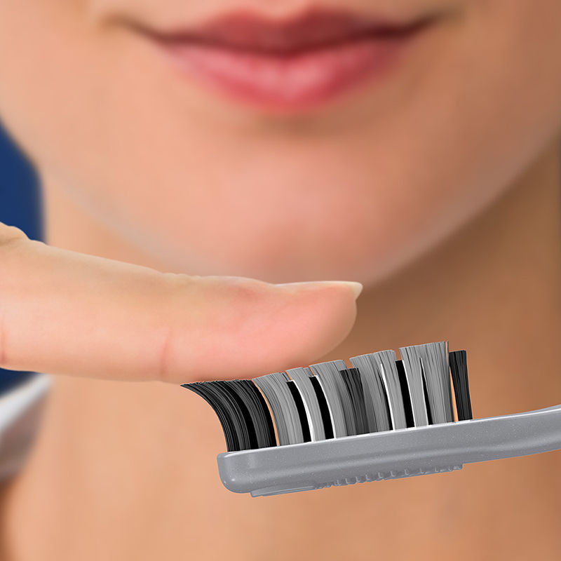Oral B Cavity Defense 123 Black Toothbrush With Charcoal Extract- Medium (Pack of 4) Buy at Indicrest Image 6