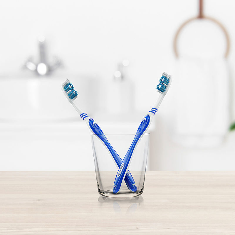 Oral-B Cavity Defense Bacteria Fighter Toothbrush - Soft (Pack of 6) Buy at Indicrest Image 5