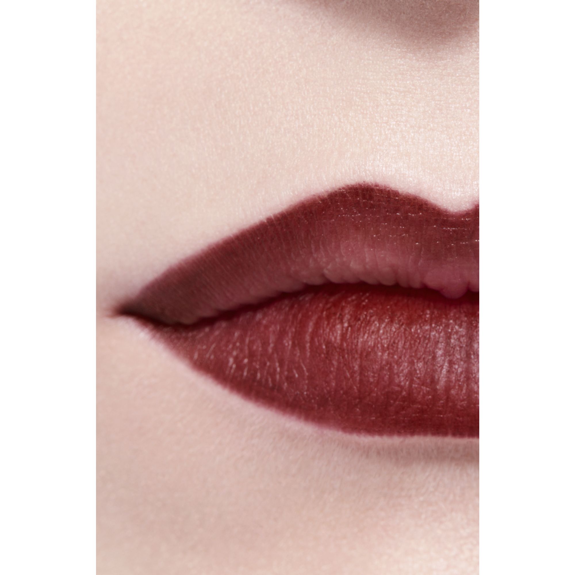CHANEL LE CRAYON LEVRES LONGWEAR LIP PENCIL - ROUGE INTENSE, 1.2g