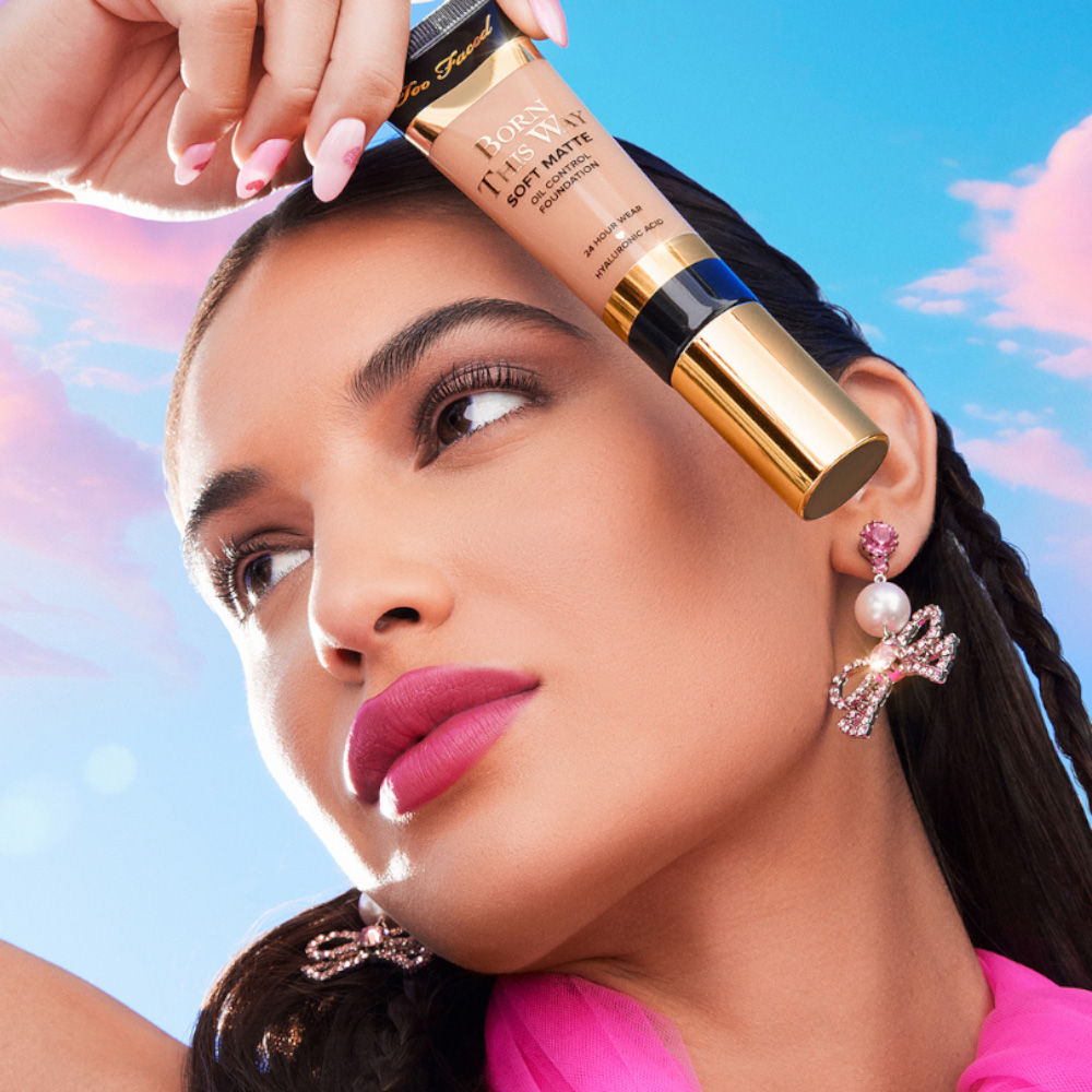 Too Faced Born This Way Soft Matte Foundation - Natural Beige, 30ml