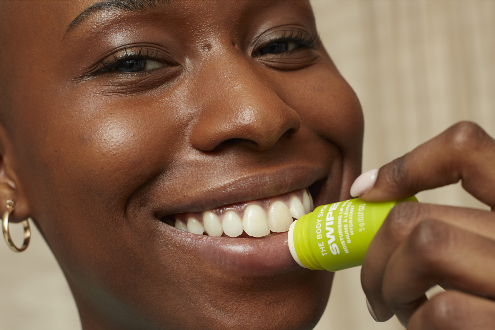 The Body Shop Swipe It Moisturising Lip Balm- Kiwi, 5g