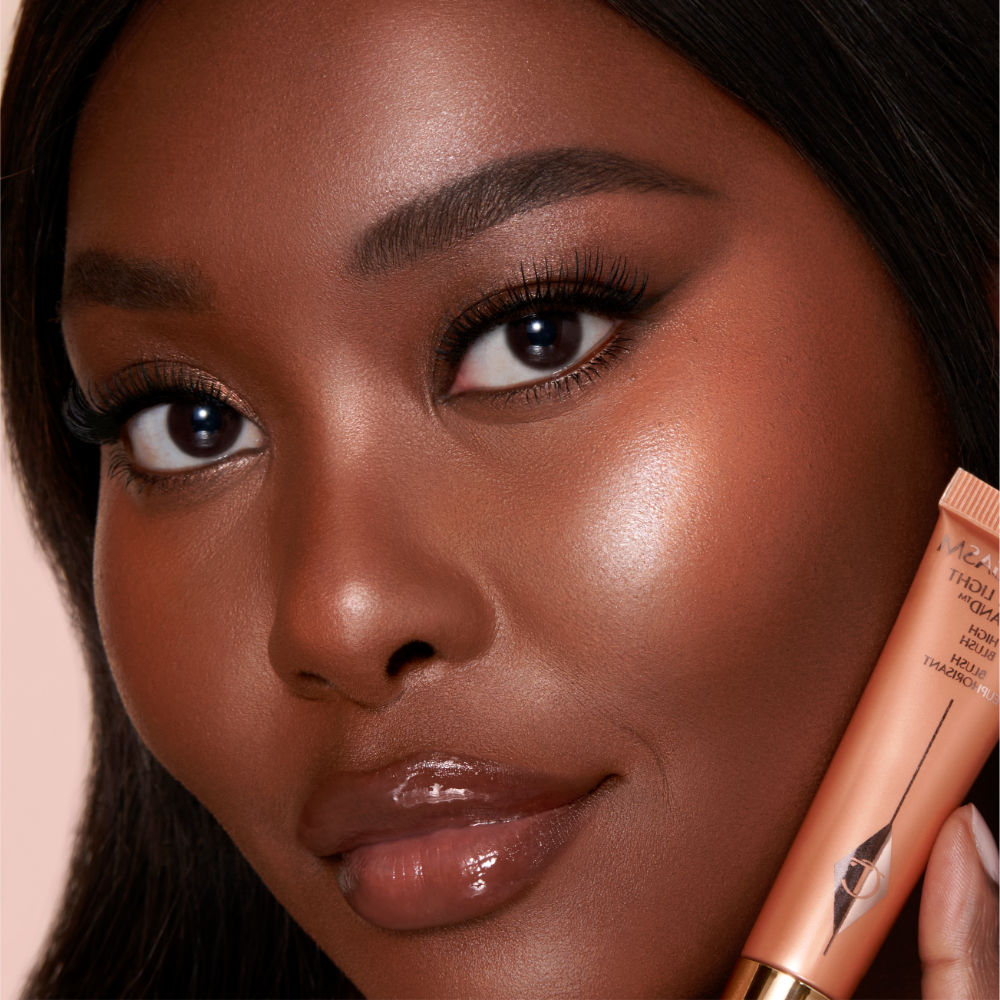 Charlotte Tilbury Glowgasm Beauty Light Wand - Pinkgasm, 12ml
