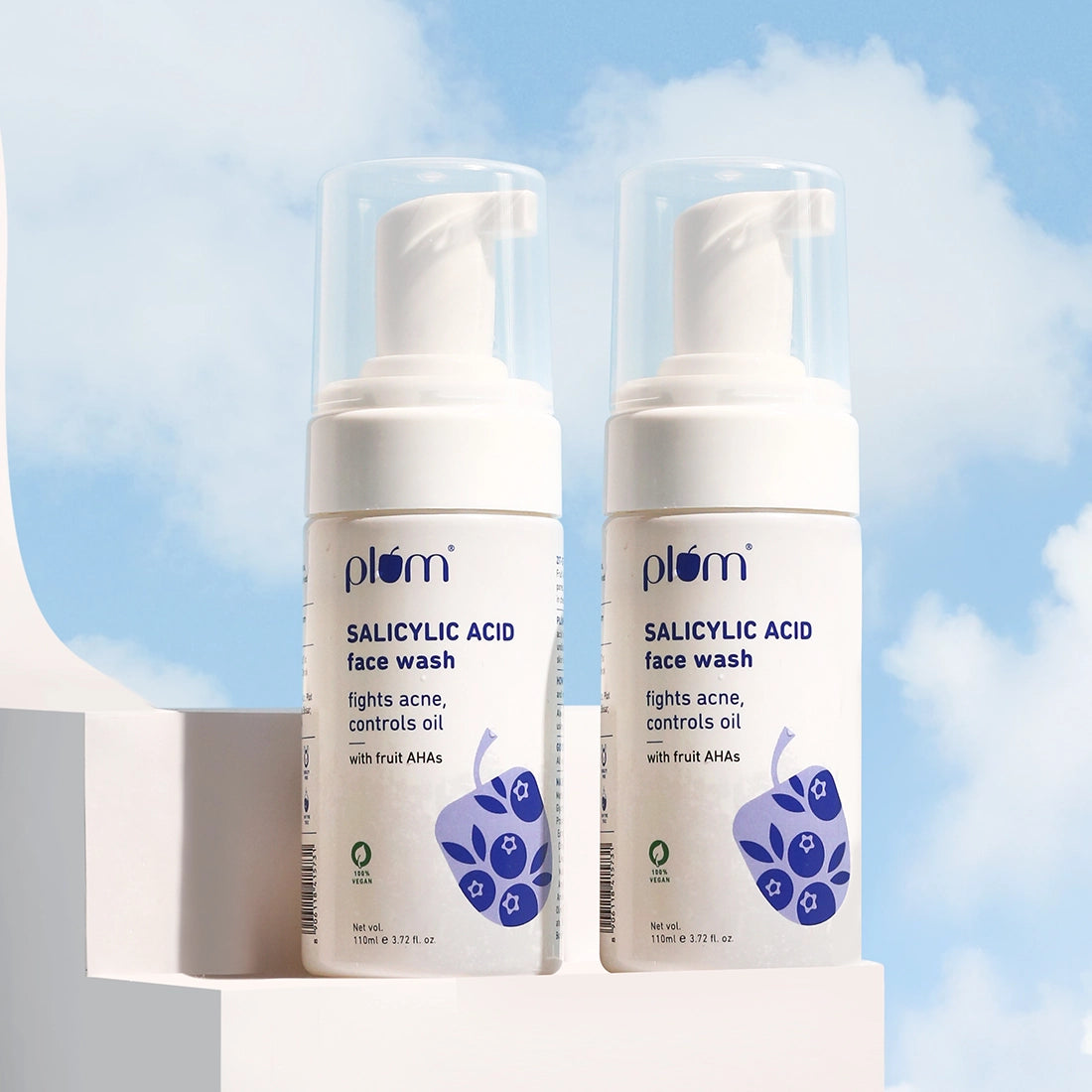 Plum 1% Encapsulated Salicylic Acid Foaming Face Wash for Acne | Fights Acne | Controls Oil | Smoothens Skin, 110ml