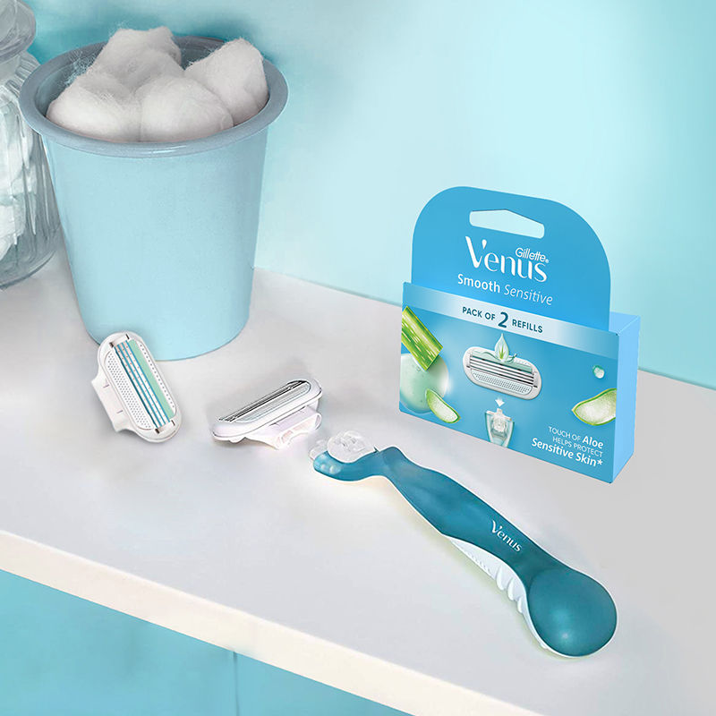 Gillette Venus Glide Strip With Aloe Extracts 2 Refills Buy at Indicrest Image 3