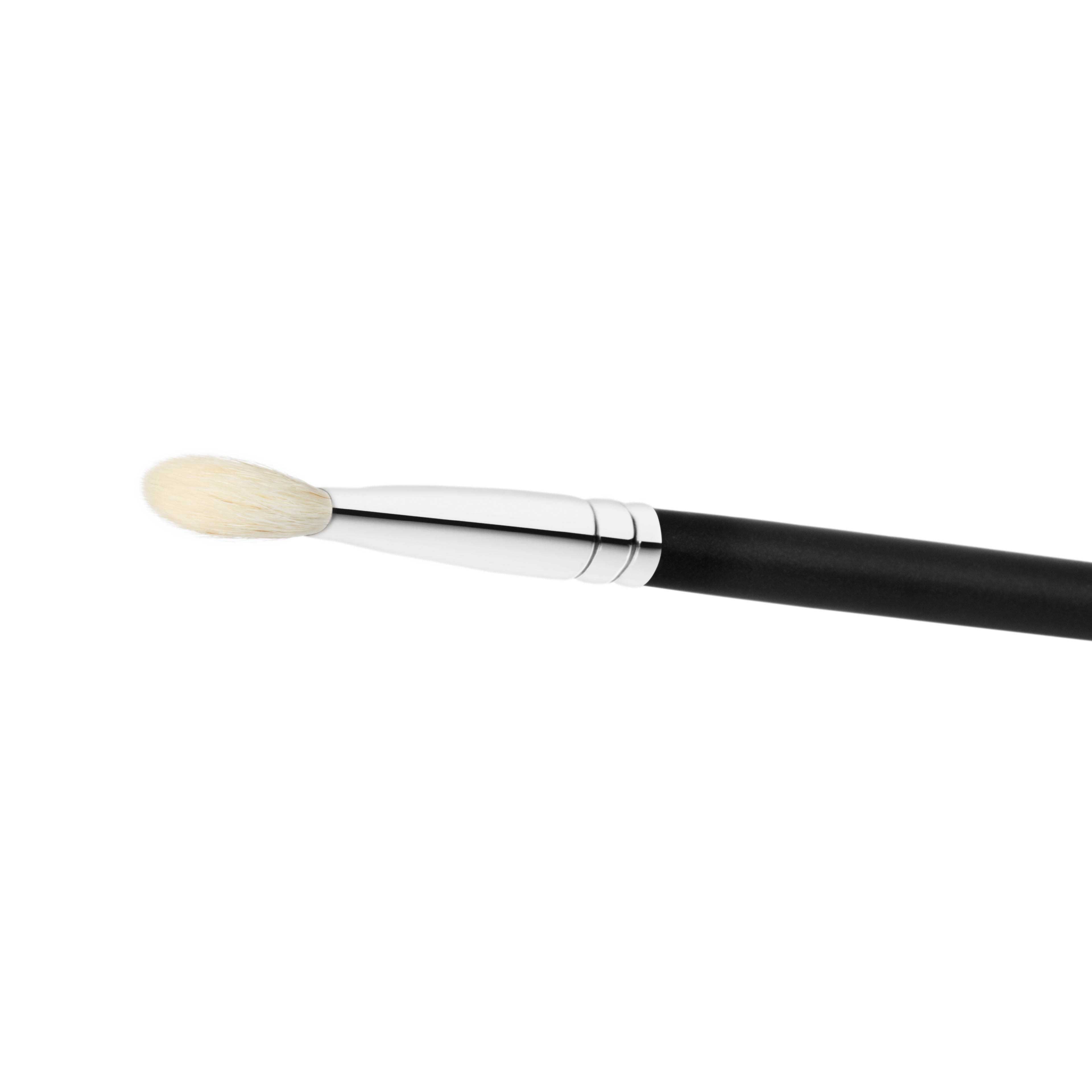 M.A.C Blending Brush - 217S Buy at Indicrest Image 3