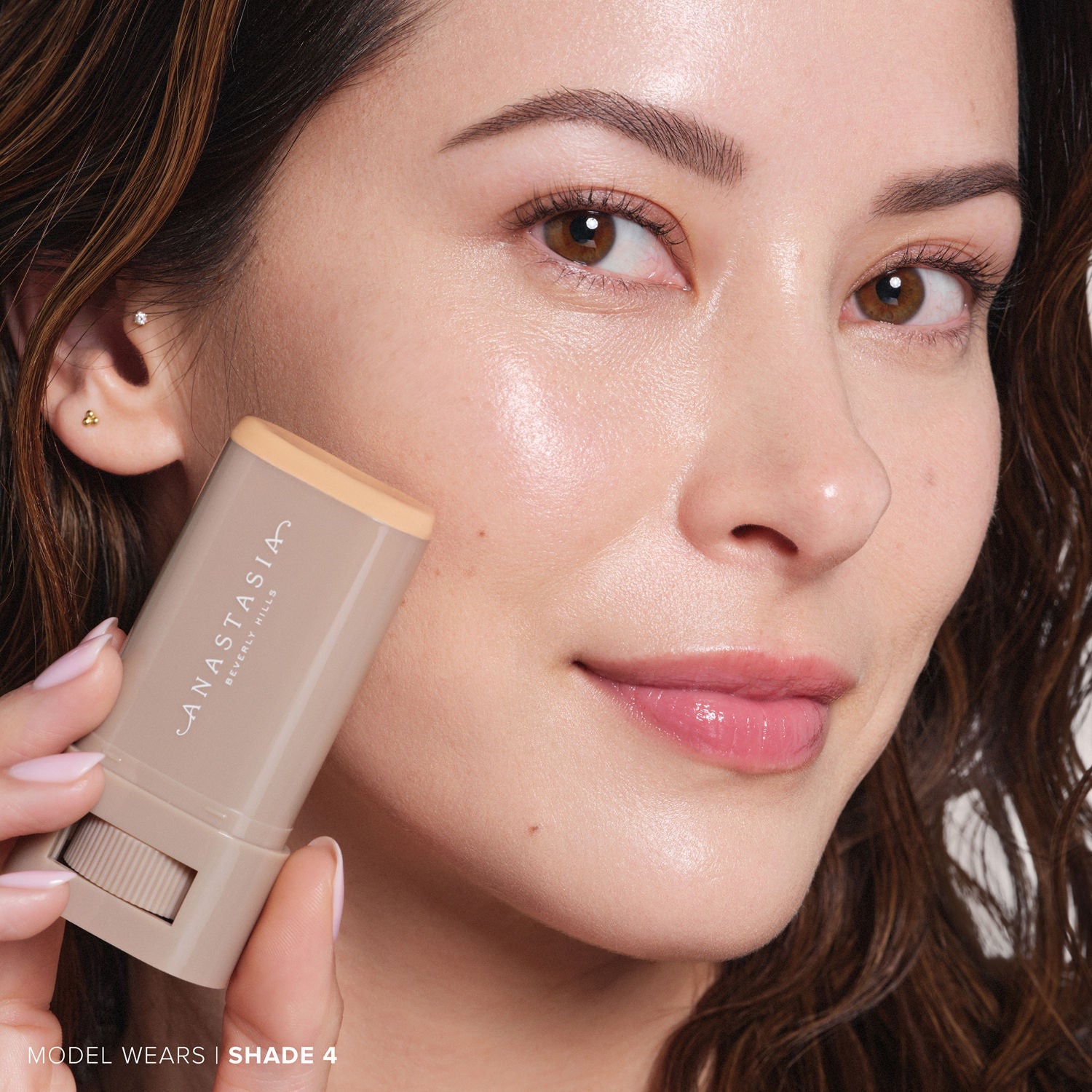 Anastasia Beverly Hills Beauty Balm Serum Boosted Skin Tint - Shade 4, 18 g