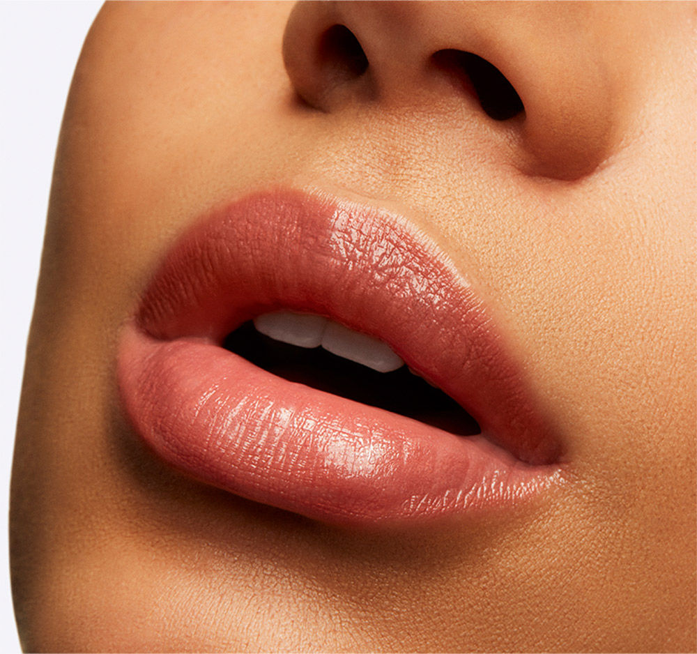 M.A.C Lustreglass Lipstick - Well Well Well, 3g Buy at Indicrest Image 3