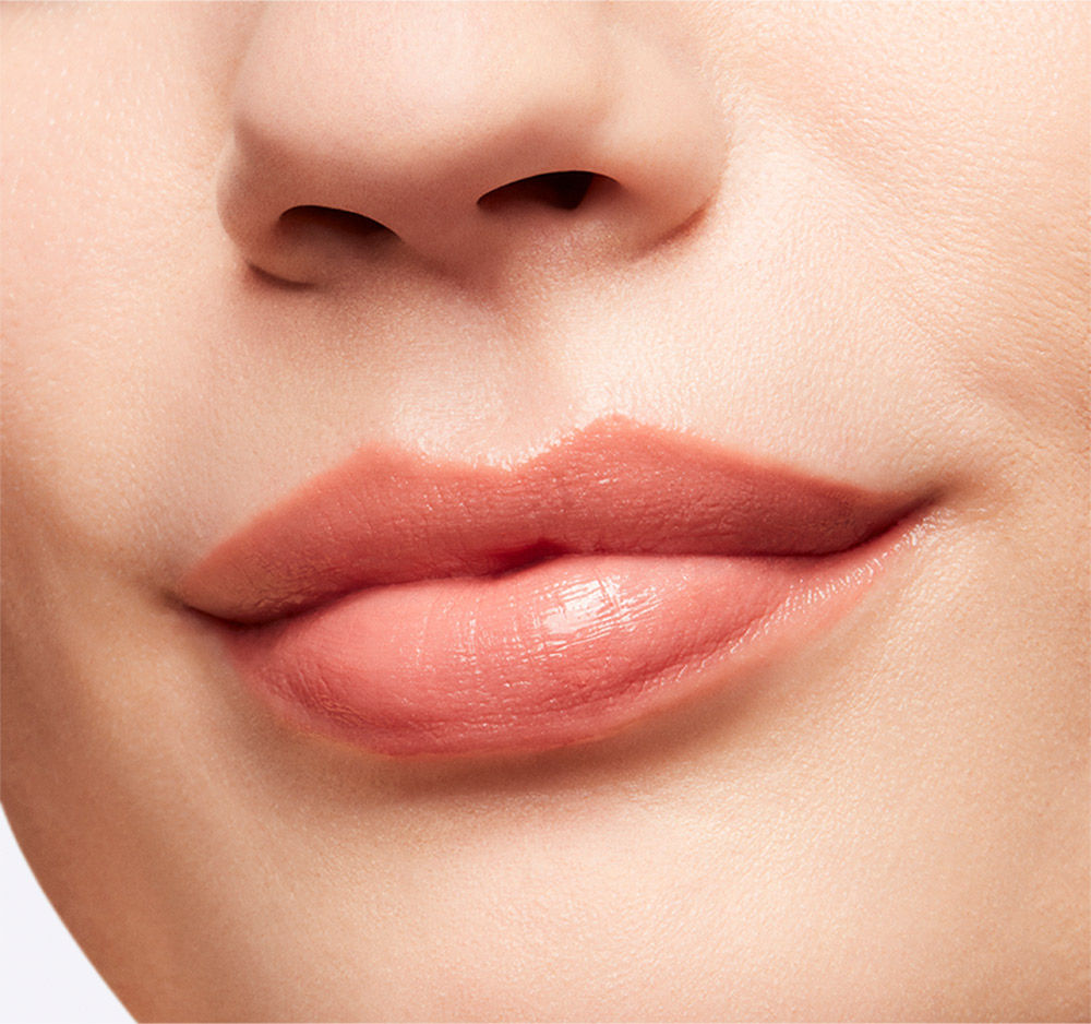 M.A.C Lustreglass Lipstick - Well Well Well, 3g Buy at Indicrest Image 4