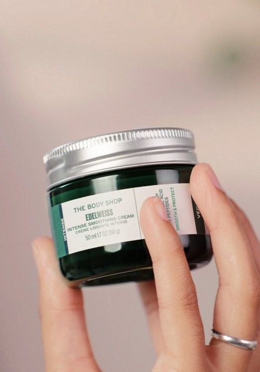 The Body Shop Edelweiss Intense Smoothing Day Cream, 50ml