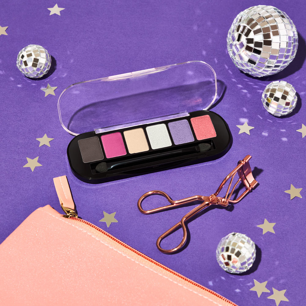 Elle 18 Eye Drama Palette, Lightweight & Super Smooth, 6 Matte & Shimmery Shades - 03 Cheeky, 7g Buy at Indicrest Image 5