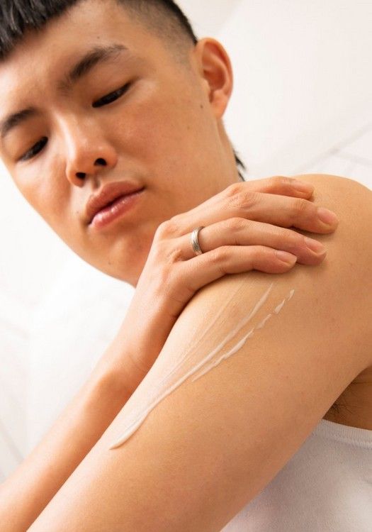 The Body Shop Olive Nourishing Body Lotion, 200ml