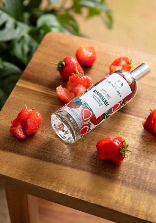 The Body Shop Strawberry Body Mist, 100ml